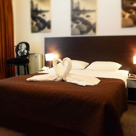 Motel Anghel Galaţi エクステリア 写真