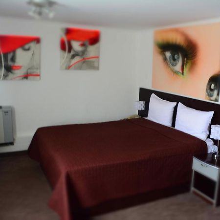 Motel Anghel Galaţi エクステリア 写真
